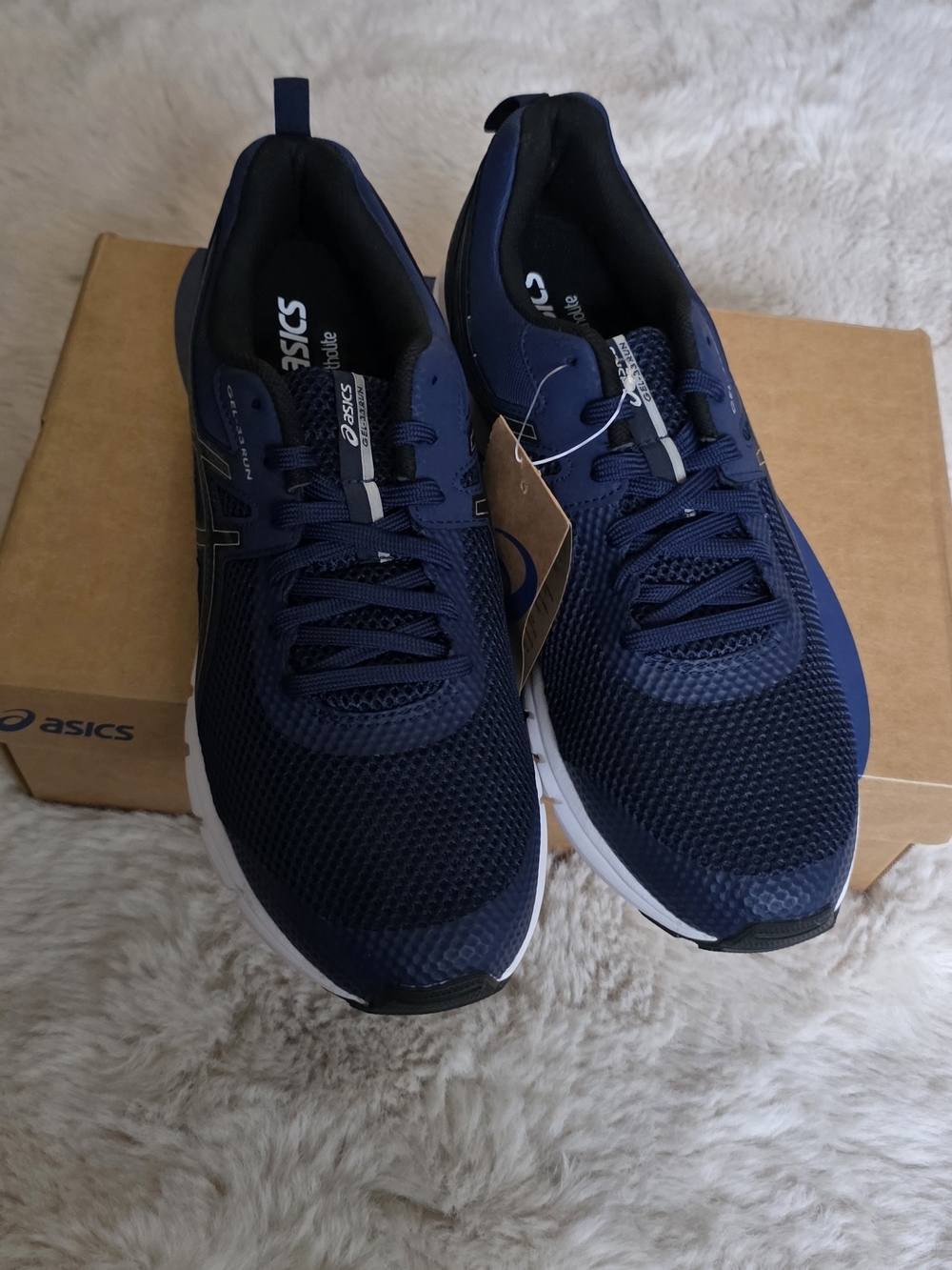 ASICS Men’s Navy Running Sneakers